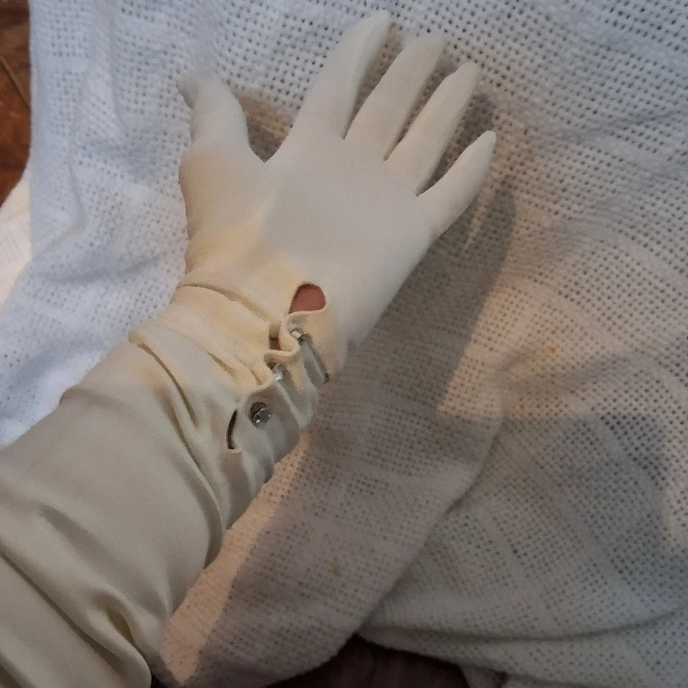 Vintage Aris White Satin Rhinestone closure elbow length gloves 7.5